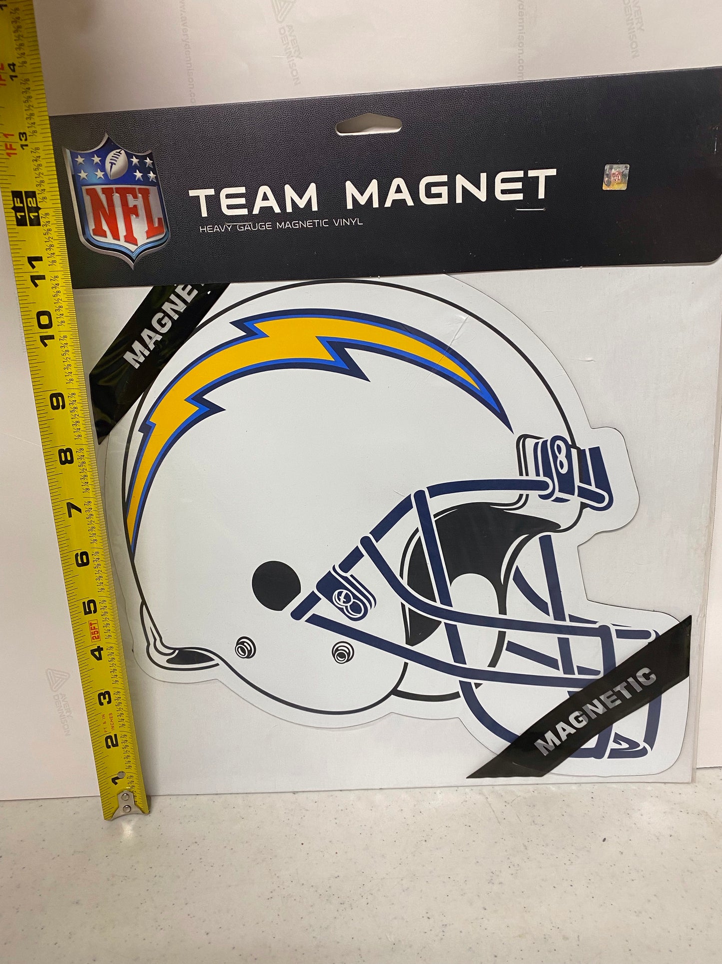 LOS ANGELES CHARGERS BIG LOGO MAGNET