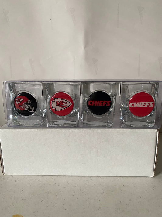 KANSAS CITY CHIEFS SET OF SHOT GLASSES