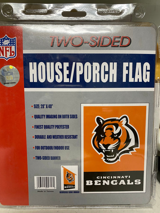 CINCINNATI BENGALS  2- SIDED   HOUSE FLAG