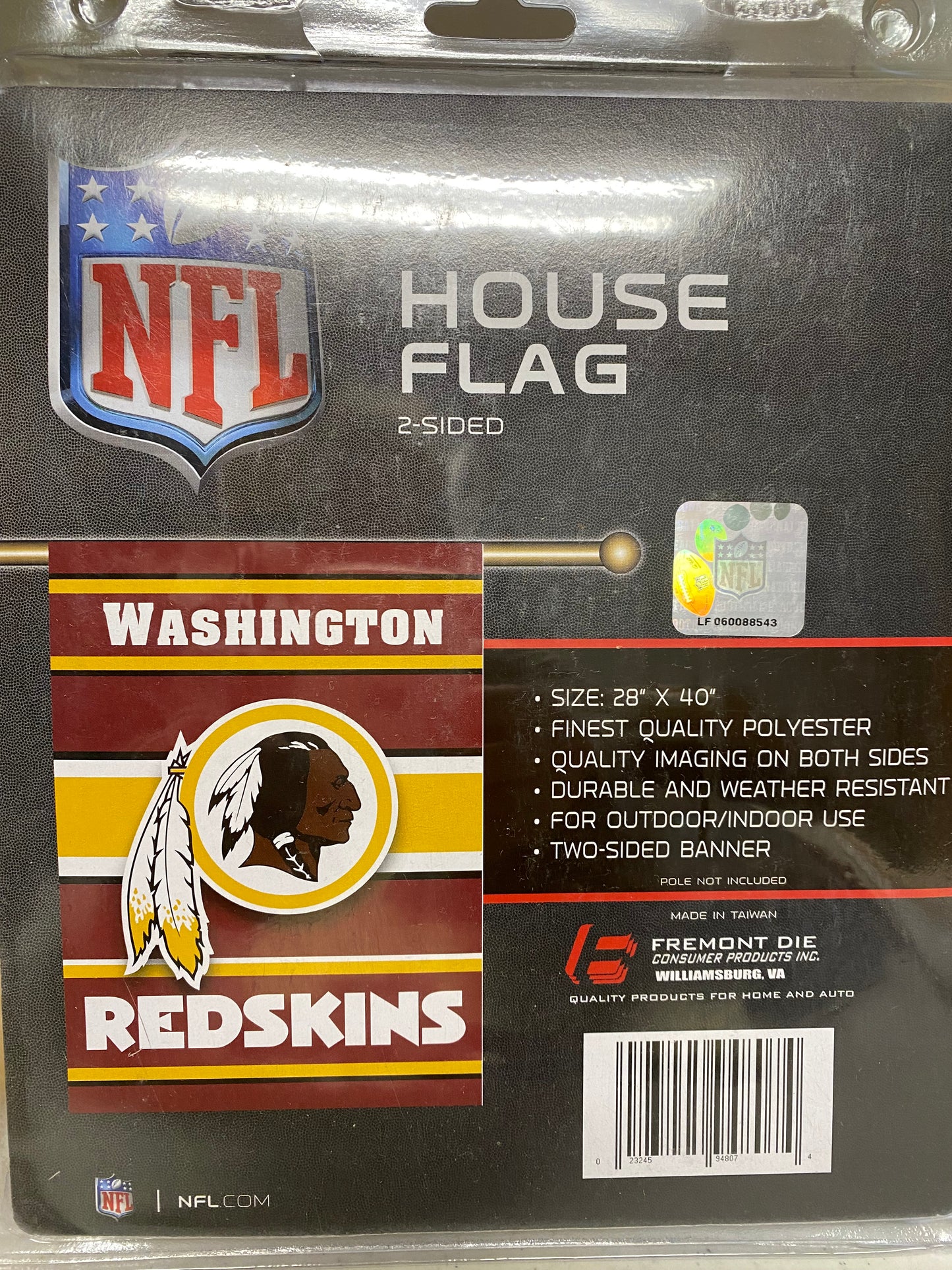 WASHINGTON REDSKINS 2- SIDED  HOUSE FLAG