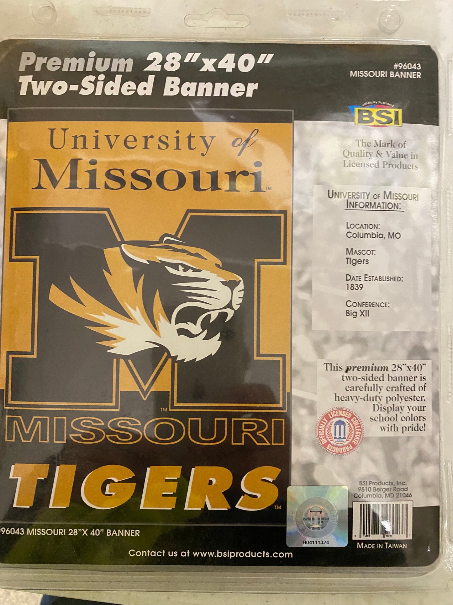 UNIVERSITY OF MISSOURI TIGERS BANNER